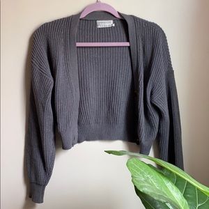 UO // cropped sweater, like brand new